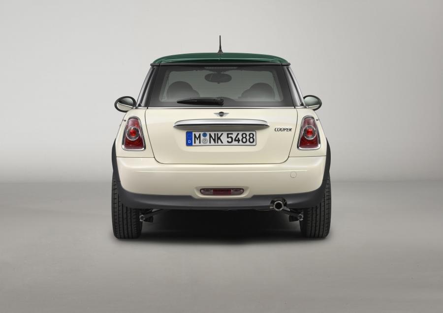  Mini Cooper Green Park 2012 года  (фото 11 из 15)
